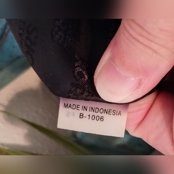 Michael Kors Rare Shoulder Bag NWOT SOLD SOLD SOLD SOLD SOLD SOLD SOLD SOLD SOLD - Picture 8 of 13